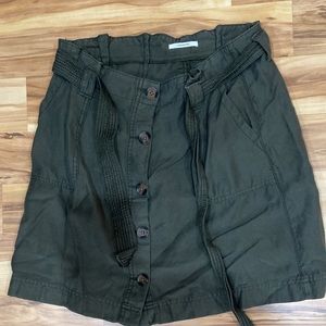 Maurice’s paper bag skirt, never worn. Size 6